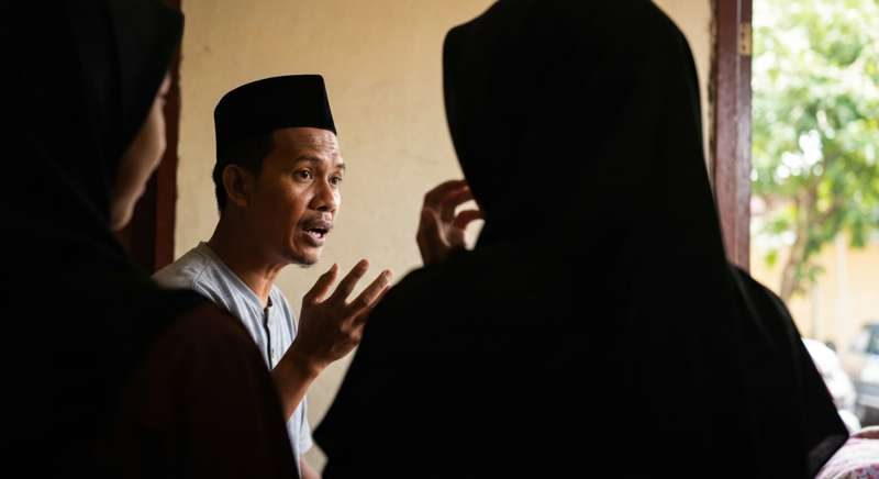Tawadhu' dalam Nasihat: Resep Al-Ghazali Agar Kata-Kata Menembus Hati